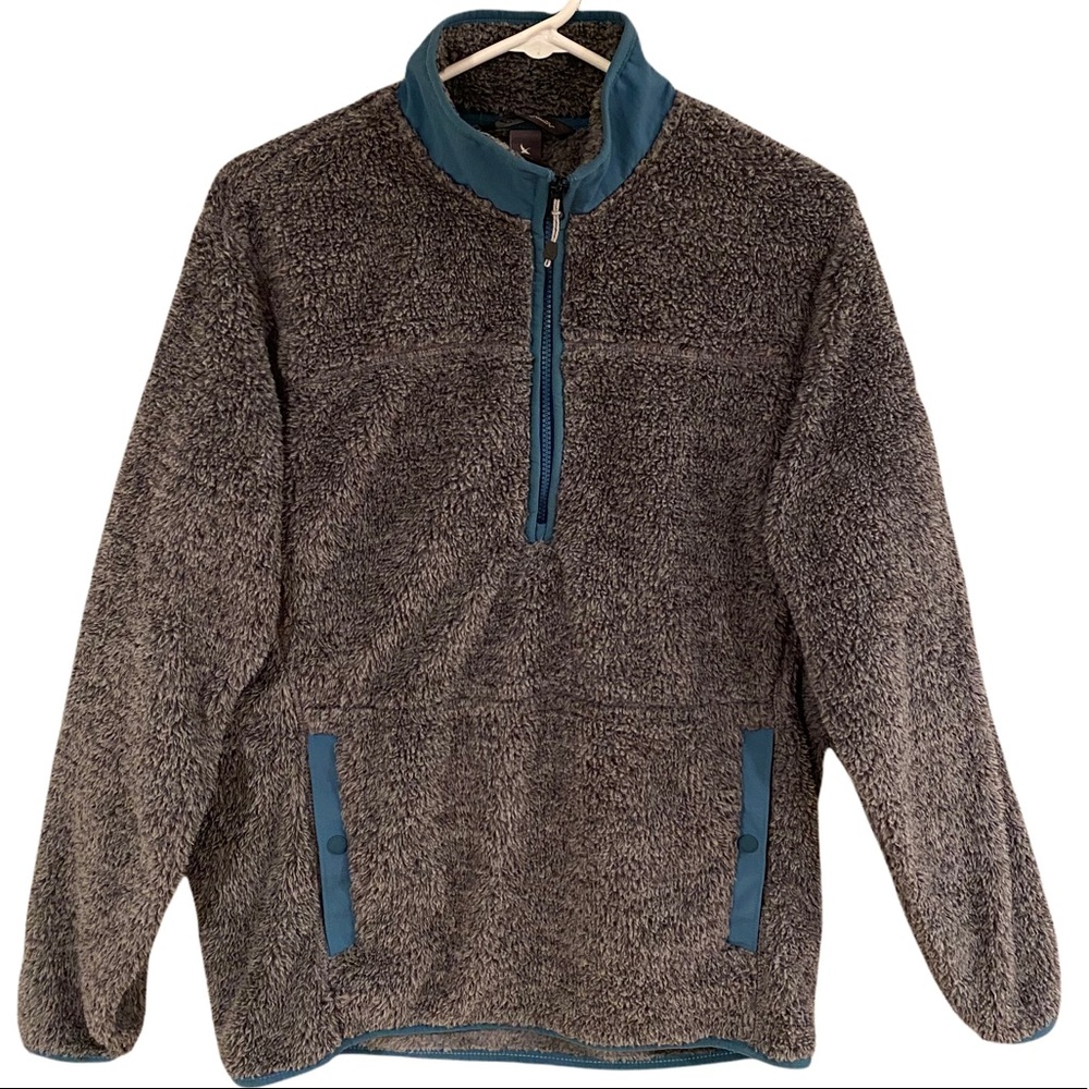 New Eddie Bauer Fleece Jacket. Size M.